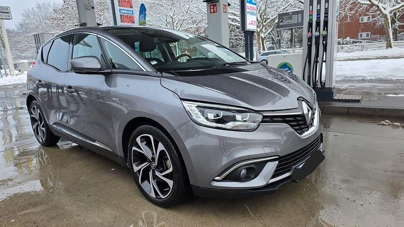 Grau Gebraucht 2019 Renault Scénic IV Bose Edition Van / Kleinbus | 18.950 € (Fairer Preis) - Bild 1/4