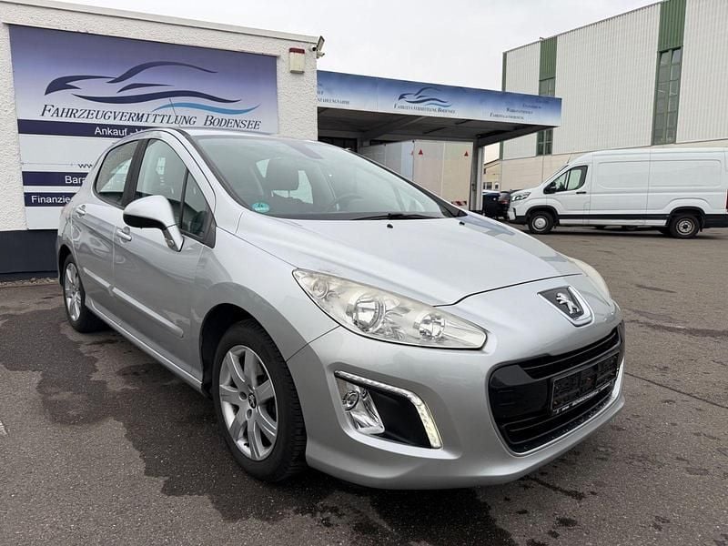 Silber Gebraucht 2013 Peugeot 308 Active Kleinwagen | 5.500 € (Superpreis) - Bild 1/4