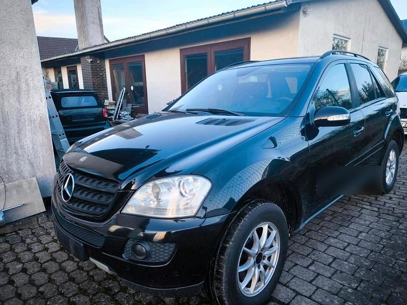 Gebraucht Mercedes ML280 2006 Schwarz SUV