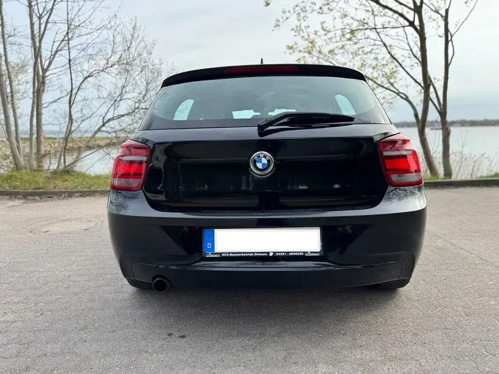 Second-hand BMW 114 102 CP (75 kW) 2014 Negru Hatchback