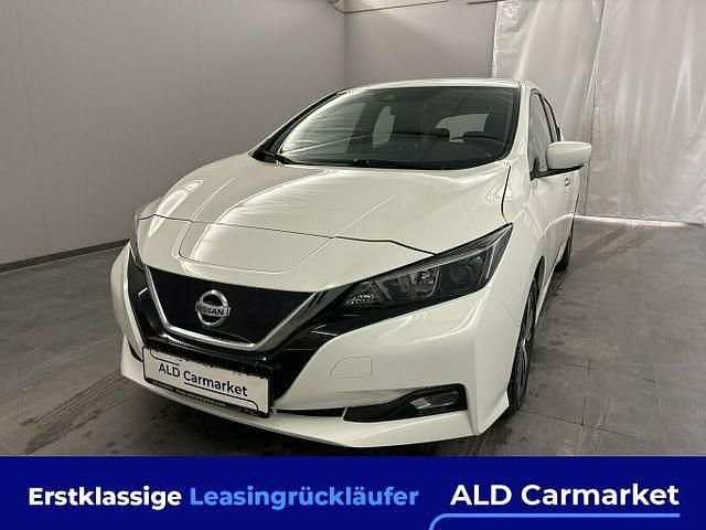 Gebraucht Nissan Leaf Acenta 110 kW (150 PS) 2021 Weiß Kleinwagen