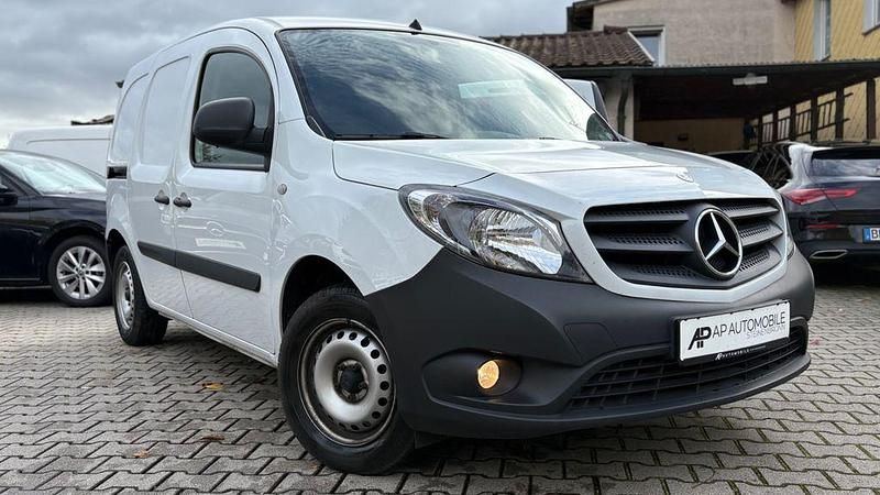 Gebraucht Mercedes Citan 109 95 PS (69 kW) 2020 Weiß Van / Kleinbus
