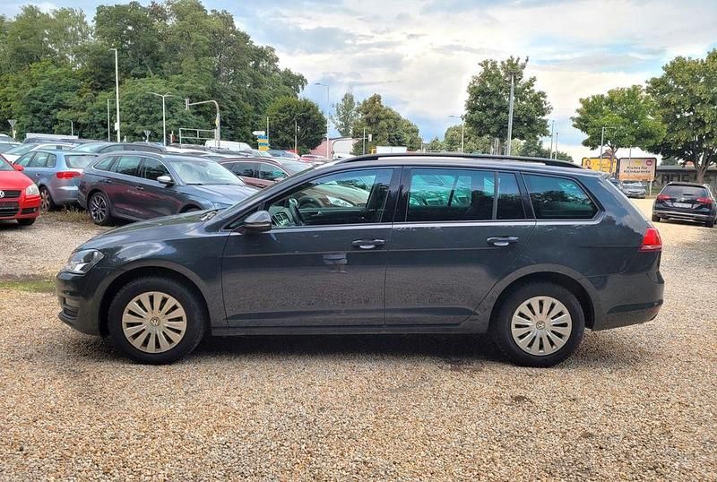 Gebraucht VW Golf VII S 110 PS (80 kW) 2016 Grau Kombi