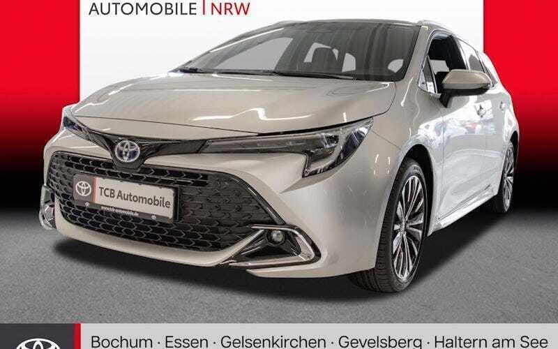 Silbern Neu 2024 Toyota Corolla Team Kombi | 34.489 € - Bild 1/4