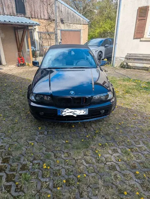 Gebraucht BMW 325 Cabriolet Sport Line 192 PS (141 kW) 2002 Blau Cabrio