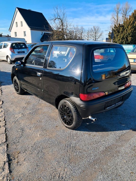 Schwarz Gebraucht 2000 Fiat Seicento S Kleinwagen | 2.650 € (Teuer) - Bild 1/4