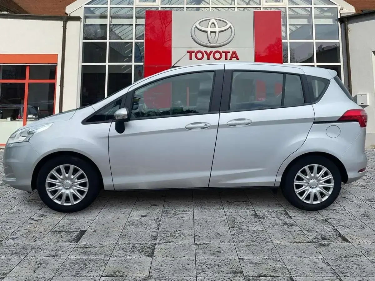 Gebraucht Ford B-MAX Trend 90 PS (66 kW) 2017 Polarsilber metallic Van / Kleinbus