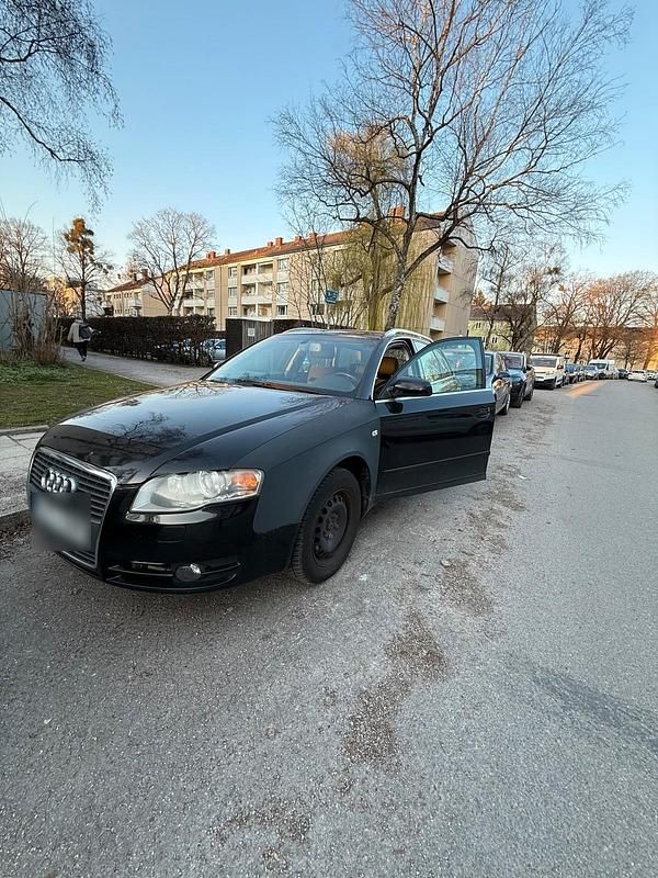 Gebraucht Audi A4 140 PS (102 kW) 2005 Schwarz Kombi