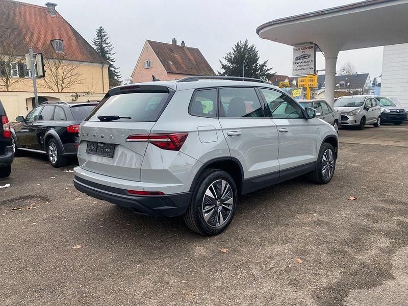 Gebraucht Skoda Karoq Tour 150 PS (110 kW) 2022 Grau SUV