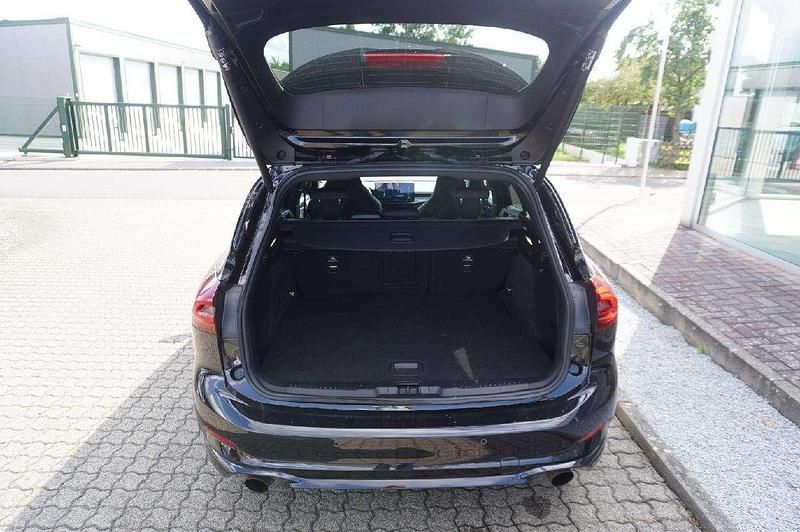 Gebraucht Ford Focus ST 280 PS (205 kW) 2022 Obsidianschwarz metallic Kombi