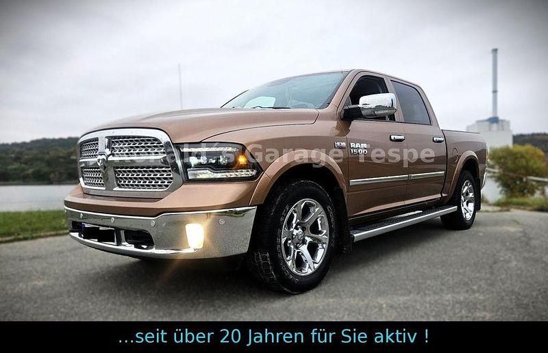 Schwarz Gebraucht 2016 Dodge Ram Abholung | 34.900 € (Fairer Preis) - Bild 1/4