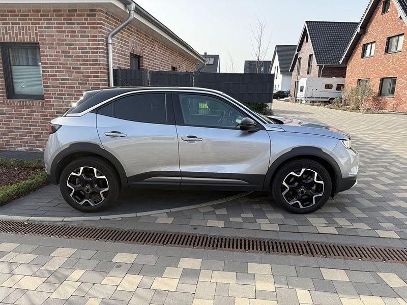 Gebraucht Opel Mokka-e Ultimate 100 kW (136 PS) 2022 Silber SUV