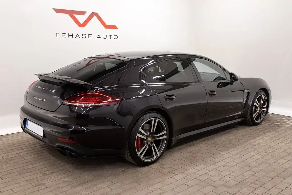 Gebraucht Porsche Panamera 441 PS (324 kW) 2015 Schwarz Kleinwagen
