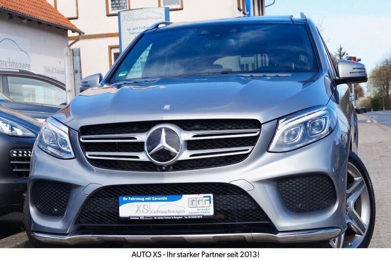 Silber Gebraucht 2015 Mercedes GLE500 AMG line SUV | 27.990 € (Fairer Preis) - Bild 1/4