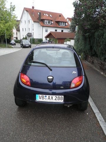 Second-hand Ford Ka 60 CP (44 kW) 2001 Albastru Hatchback