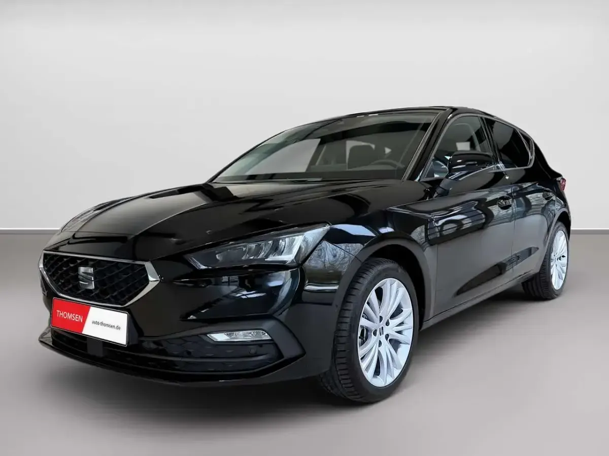 Gebraucht Seat Leon Style 150 PS (110 kW) 2024 Midnight schwarz Limousine