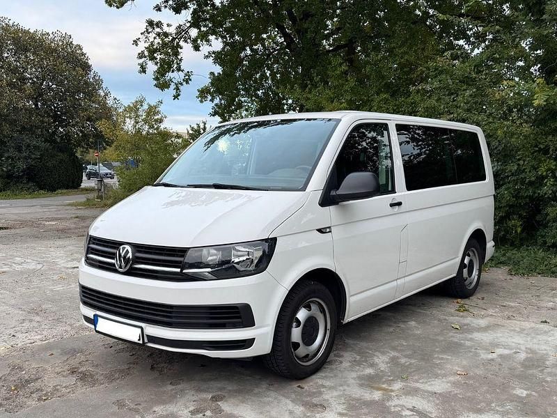 Weiß Gebraucht 2018 VW T6 Trendline Van | 32.950 € (Fairer Preis) - Bild 1/4