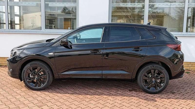 Gebraucht Opel Grandland X 131 PS (96 kW) 2023 Diamant schwarz SUV