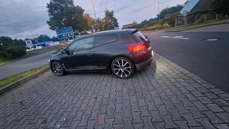 Schwarz Gebraucht 2010 VW Scirocco Coupé | 4.650 € (Superpreis) - Bild 1/4
