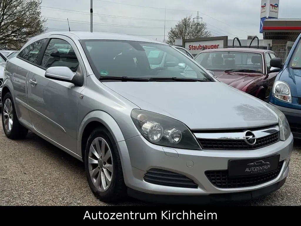 Gebraucht Opel Astra GTC Edition 90 PS (66 kW) 2008 Silber