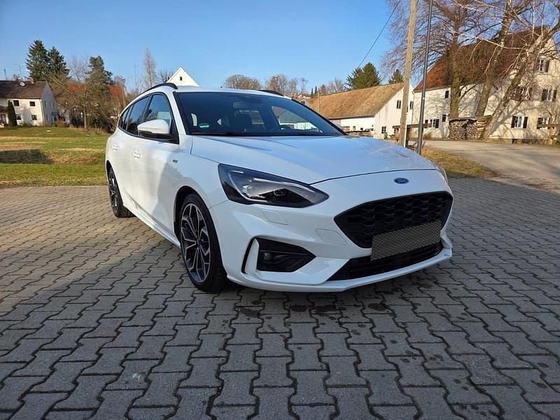 Gebraucht Ford Focus ST-Line 150 PS (110 kW) 2019 Weiß Kombi