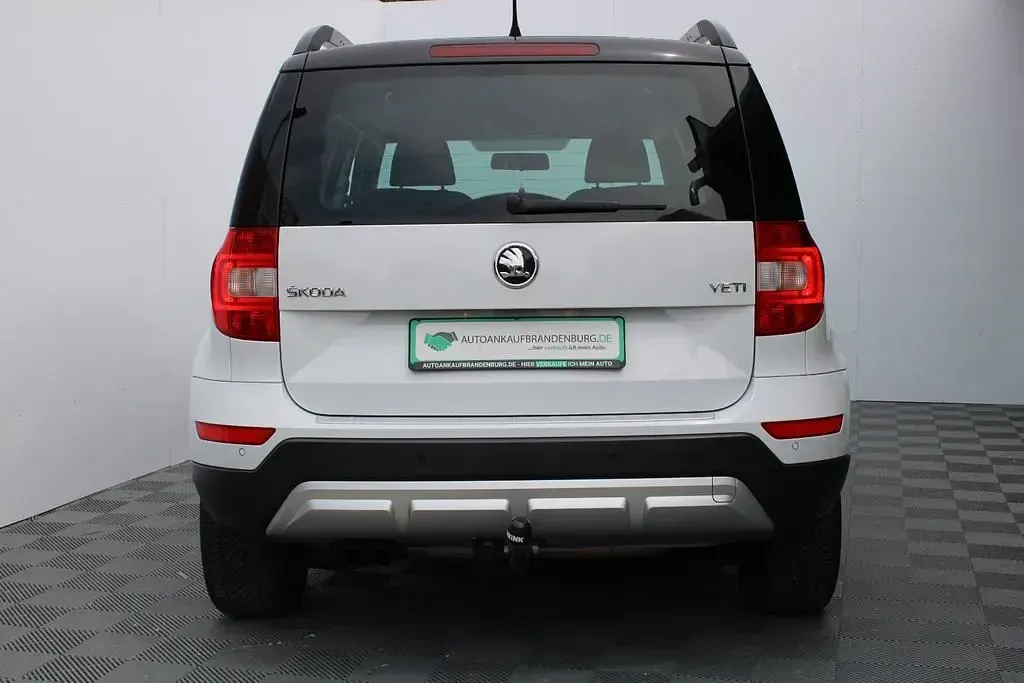 Gebraucht Skoda Yeti Ambition 122 PS (89 kW) 2015 Weiß SUV