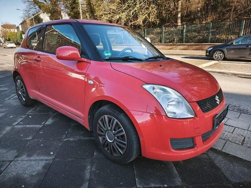 Gebraucht Suzuki Swift 92 PS (67 kW) 2008 Rot Kleinwagen