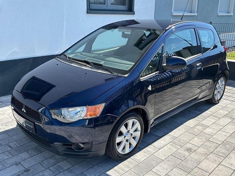 Blau Gebraucht 2013 Mitsubishi Colt Coupé | 3.950 € (Guter Preis) - Bild 1/4