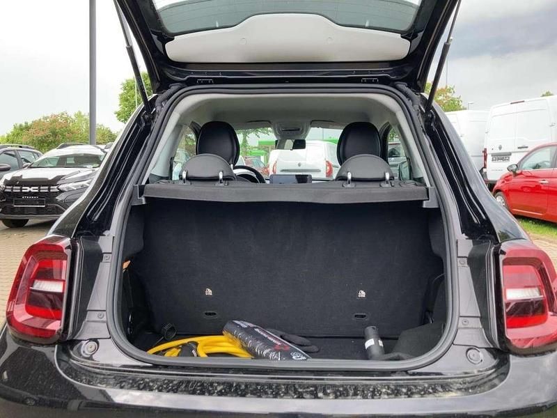 Gebraucht Fiat 500e 86 kW (118 PS) 2023 Schwarz Kleinwagen