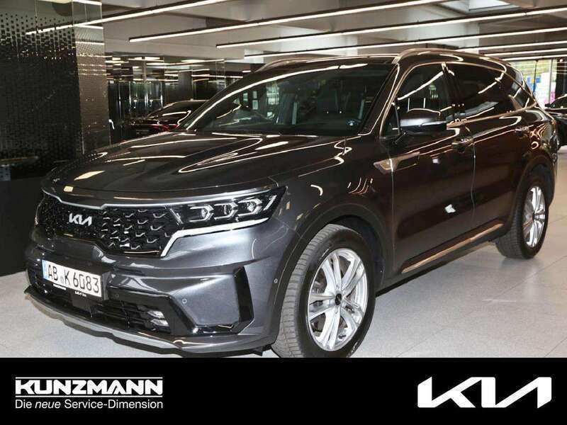Graphite metallic Gebraucht 2024 Kia Sorento Platinum SUV | 50.660 € (Guter Preis) - Bild 1/4