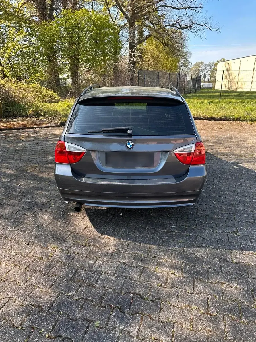 Gebraucht BMW 320 150 PS (110 kW) 2006 Kombi