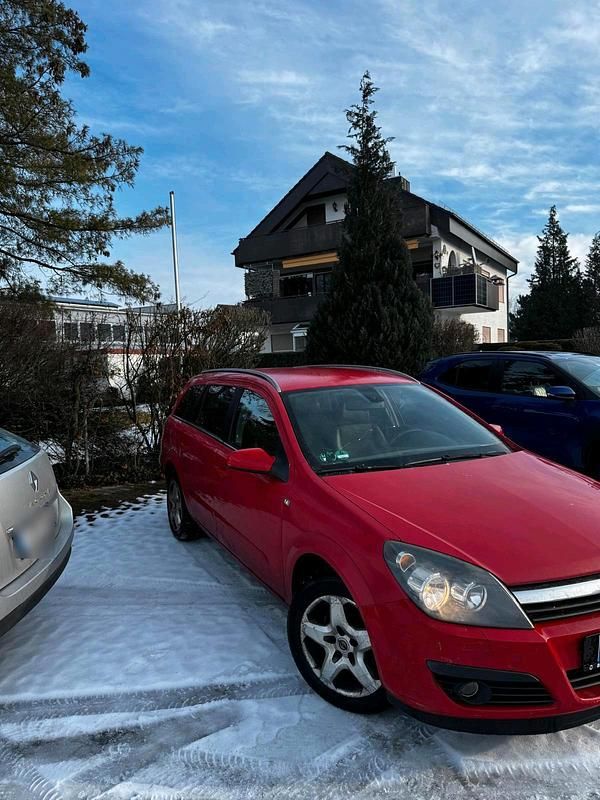 Gebraucht Opel Astra 125 PS (91 kW) 2007 Rot Kombi