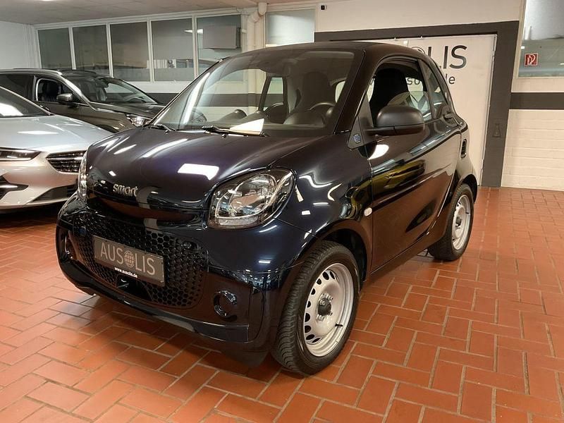 Tridion schwarz Gebraucht 2022 Smart ForTwo Electric Drive Coupé | 8.989 € (Guter Preis) - Bild 1/4