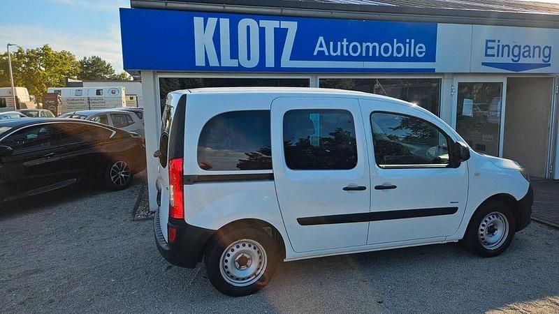 Gebraucht Mercedes Citan 112 114 PS (83 kW) 2016 Arktikweiss Kombi