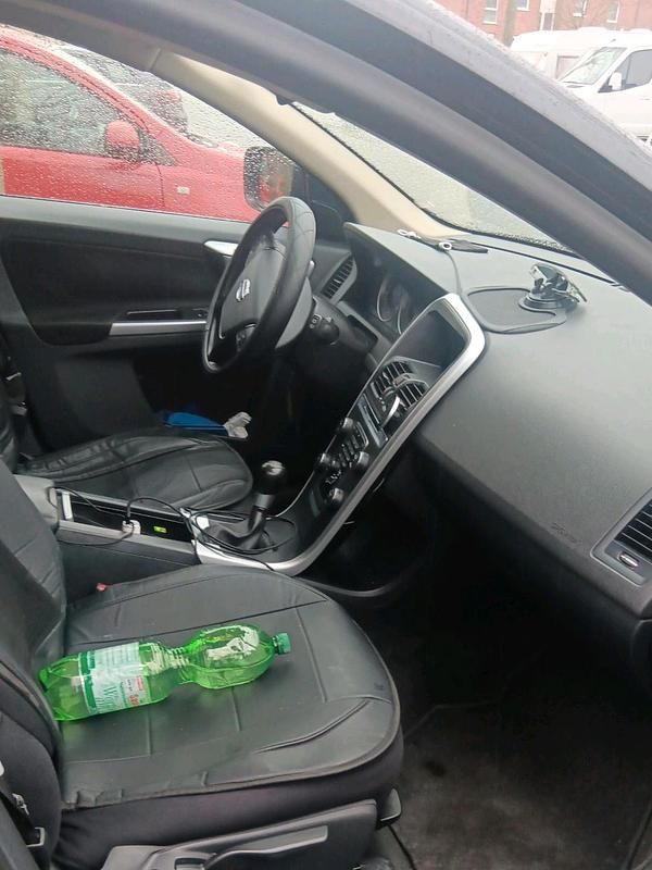 Gebraucht Volvo XC60 163 PS (119 kW) 2011 SUV