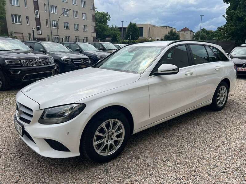 Weiß Gebraucht 2020 Mercedes C200 Kombi | 12.950 € (Fairer Preis) - Bild 1/4