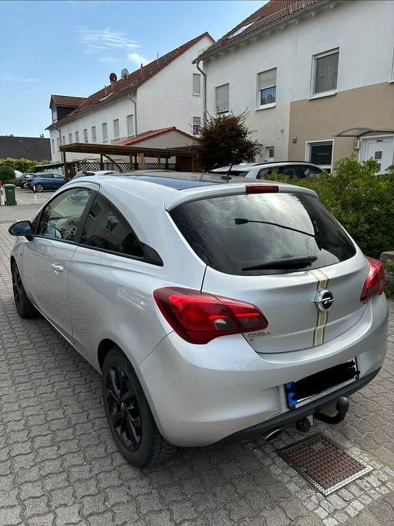 Second-hand Opel Corsa 75 CP (55 kW) 2017 Argintiu Hatchback