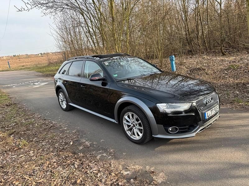 Gebraucht Audi A4 Allroad Advanced 177 PS (130 kW) 2014 Schwarz Kombi