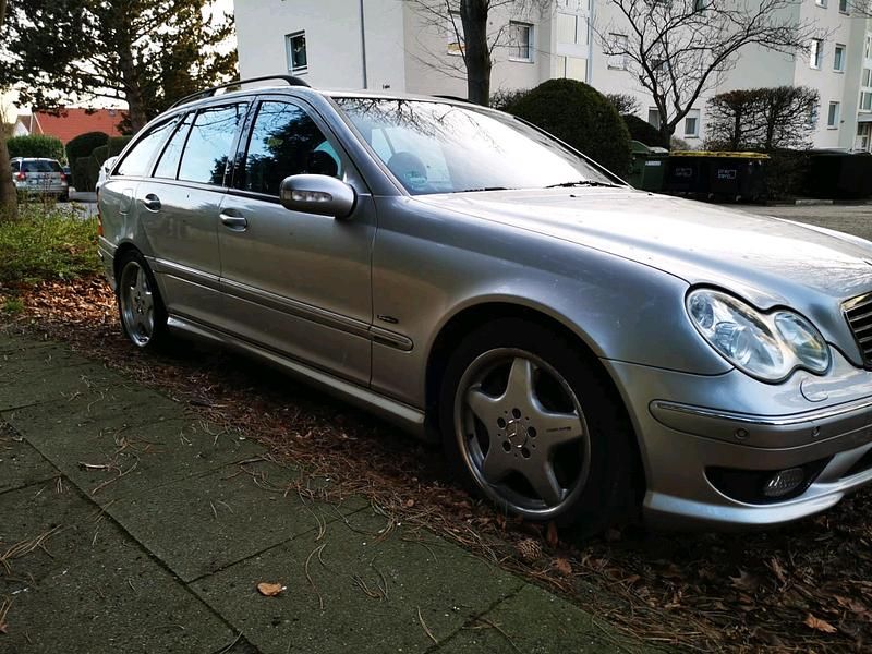 Gebraucht Mercedes C320 AMG 218 PS (160 kW) 2003 Silber Kombi