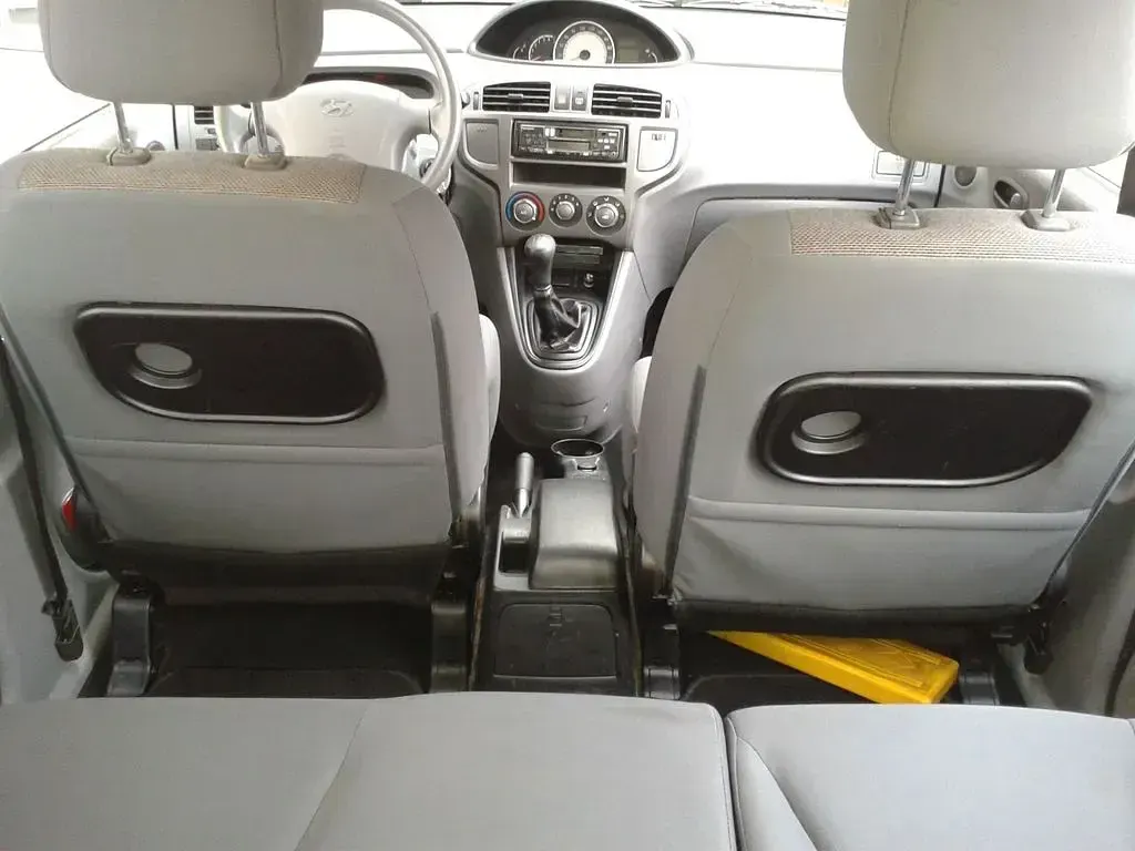 Gebraucht Hyundai Matrix 103 PS (75 kW) 2005 Silber Van / Kleinbus