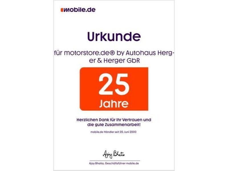 Weiss Gebraucht 2023 Iveco Daily Van | 27.790 € (Teuer) - Bild 1/1