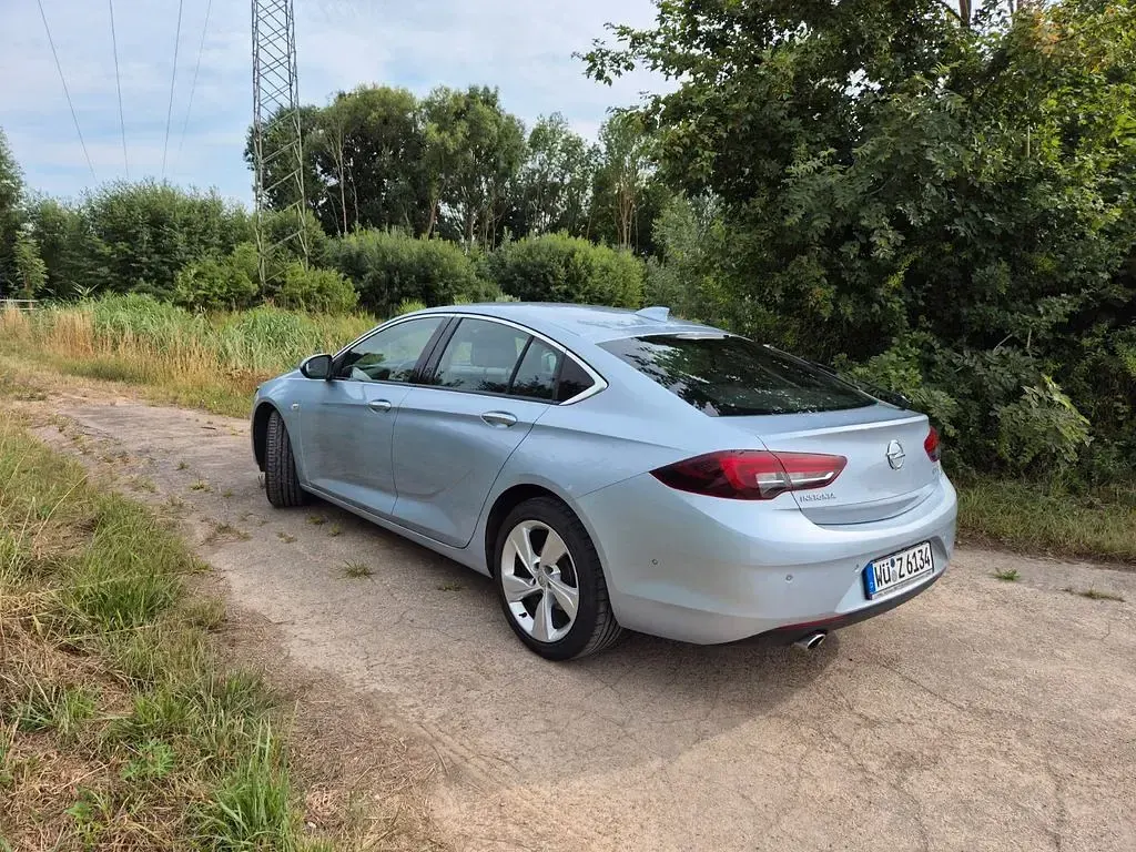 Gebraucht Opel Insignia Selection 170 PS (125 kW) 2017 Grau Limousine