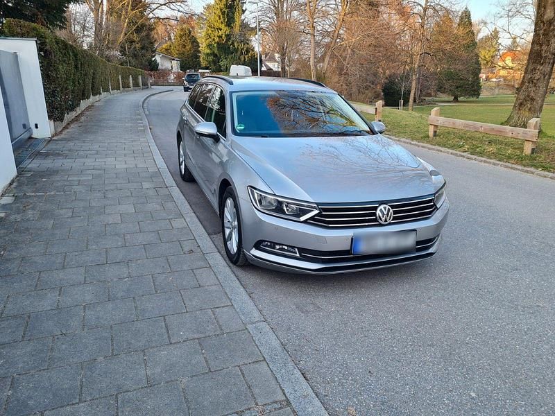 Gebraucht VW Passat Comfortline 150 PS (110 kW) 2015 Grau Kombi