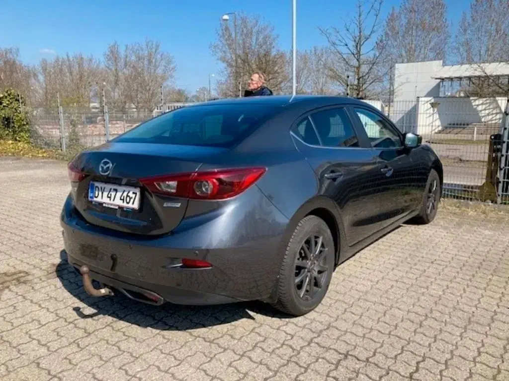 Gebraucht Mazda 3 Exclusive-Line 150 PS (110 kW) 2018 Grau Limousine