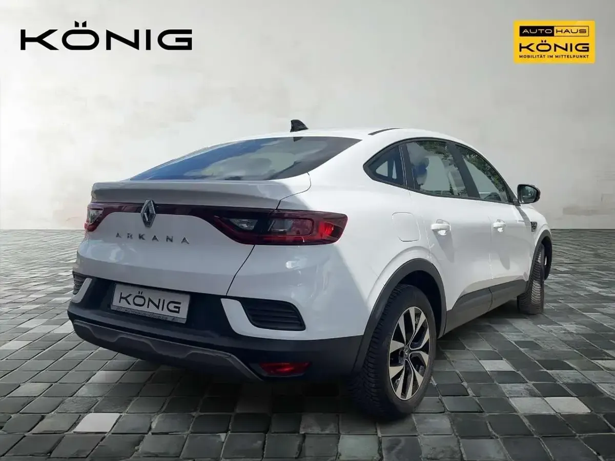 Gebraucht Renault Arkana Equilibre 140 PS (102 kW) 2023 Schneeweiß SUV