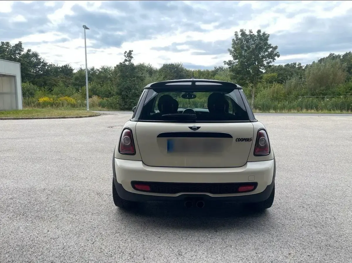 Gebraucht Mini Cooper S Coupé 174 PS (127 kW) 2010 Weiß Coupé