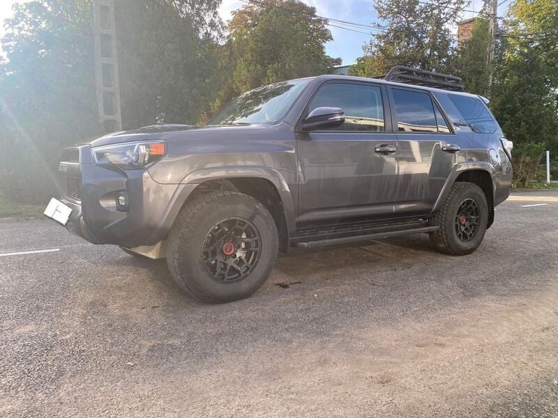 Grau Gebraucht 2021 Toyota 4 Runner SUV | 75.000 € - Bild 1/4
