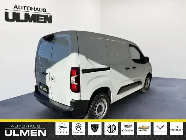 Neu Opel Combo Basis 102 PS (75 kW) 2026 Weiss Van / Kleinbus