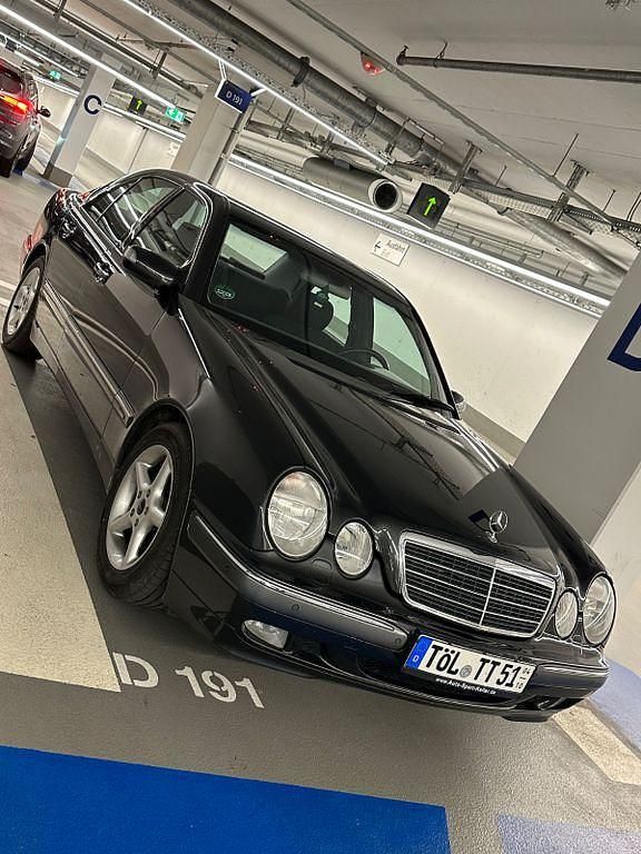 Gebraucht Mercedes E280 Elegance 204 PS (150 kW) 2001 Grau Limousine