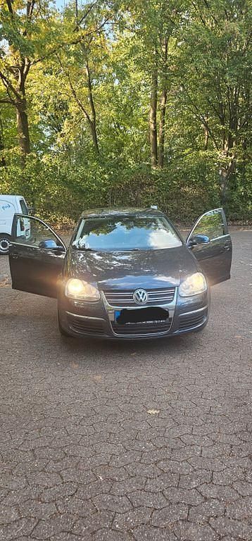 Blau Gebraucht 2008 VW Jetta Comfortline Limousine | 1.250 € (Superpreis) - Bild 1/4